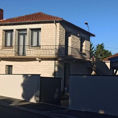 Maison Proche Centre Ville Biard Bagian luar foto